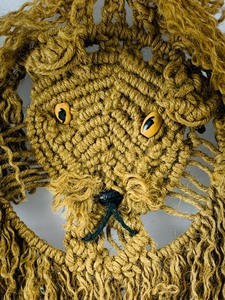 lot 22 image: Unique Mid Century Boho Lion Macram Decor