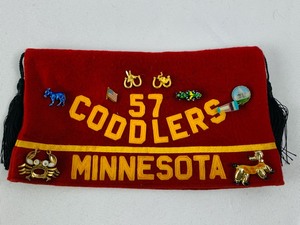 lot 23 image: Vintage Minnesota 57 Coddlers Hat  Tie  By-Laws 70  Ritual Books 68 for Order of the Cootie