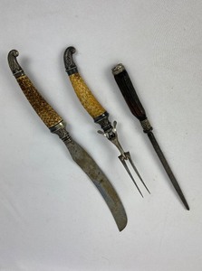 lot 211 image: Vintage 3 Piece Antler Carving Set & Bowie Knife