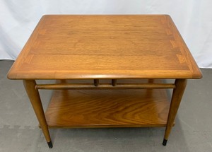 lot 3C image: 1959 Lane of Alta Vista WalnutOak Acclaim Series Dovetail Lamp Table - Style 0900-05