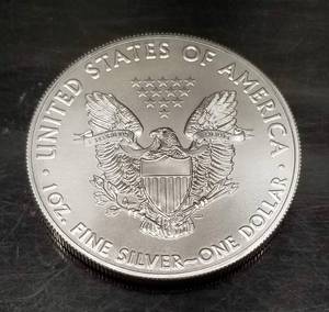 2021 type 1 AMERICAN SILVER EAGLE 1 TROY OZ .999 FINE SILVER DOLLAR