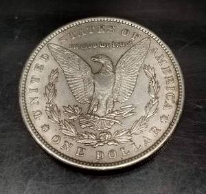 1900 MORGAN SILVER DOLLAR