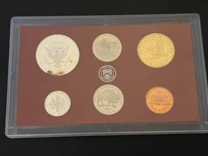 lot 27 image: United States Mint Silver Proof Set 2005