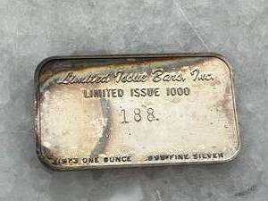 lot 34 image: 1973 One Ounce Fine Silver Bar
