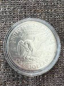 lot 68 image: 1971 United States Eisenhower Dollar (S)