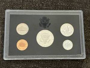 lot 133 image: 1997 United States Mint Proof Set