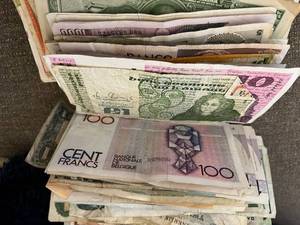 lot 161 image: Large Mixed Lot of Currency From Around the World