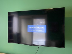 lot 17 image: Insignia LED 50 Television