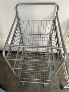 lot 152 image: Metal Cart on Casters