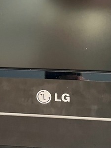 lot 155 image: LG 37 Inch TV