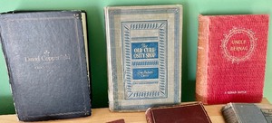 lot 100 image: Vintage Books