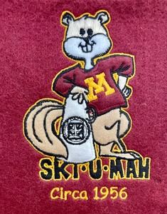 lot 114 image: University of Minnesota Gophers Banner