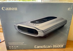 lot 128 image: Canon Canoscan 8600F Color Image Scanner
