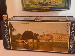 lot 67 image: Three Vintage Decorative Tins