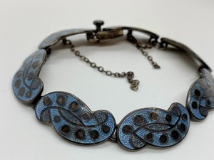 lot 200 image: Vintage Sterling and Enamel Bracelet