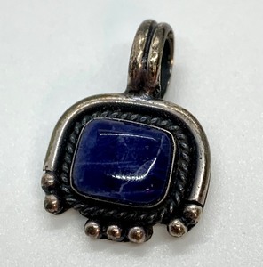 lot 199 image: Sterling and Lapis Earrings and Necklace Set