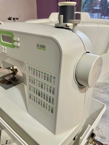 lot 236 image: Reconditioned Brother ES-2000 Computer Sewing Machine