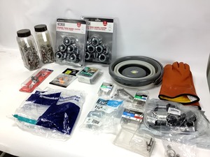 lot 215 image: Assorted Hardware