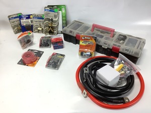 lot 212 image: Electrical Items