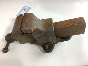 lot 155 image: Vintage Prentiss Vise