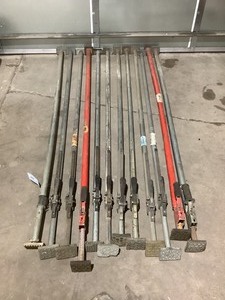 lot 169 image: Load Stabilizer Bars