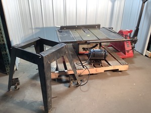 lot 149 image: Vintage 10 Inch Table Saw