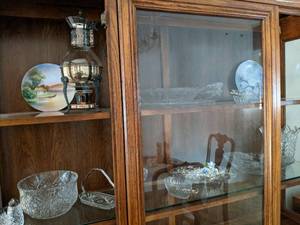 lot 90 image: Crystal dishes, vintage coffee warm...