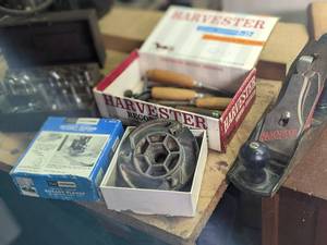 lot 13 image: Hand planer, rotary planer for Craf...
