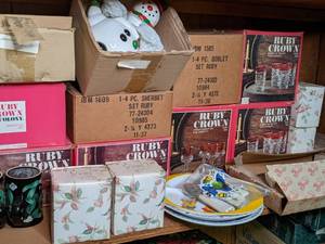 lot 31 image: Shelf of contents,  includes severa...