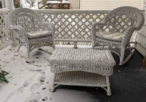lot 160 image: 2 wicker rocking chairs 29273...