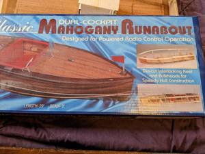 lot 169 image: Dual Cockpit Classic Mahogany Runab...