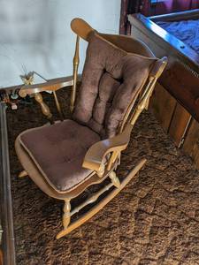 lot 177 image: Vintage Rocking chair with cushion ...