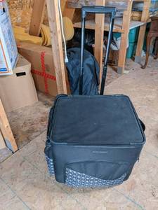 lot 149 image: Creative Rolling Storage Case full ...
