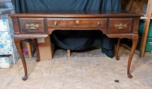lot 203 image: Vintage Desk 51.5 X 24.5 X 30 ...