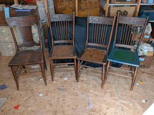 lot 224 image: (3) Matching Vintage Chairs, and Ad...