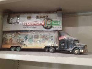 lot 69 image: New in box Kenworth 18 wheeler bank...