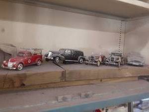 lot 75 image: 5 collectible vehicle models (see p...
