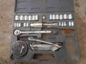 lot 113 image: Alltrade wrench and socket set (see...
