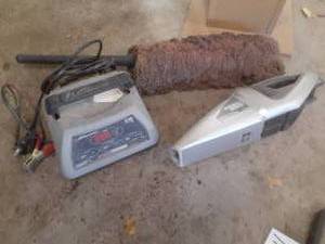lot 114 image: Schumacher SC-7500A 12V battery cha...