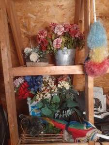 lot 277 image: Artificial Flowers Crafting Decor ...