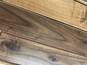 320 SF of Somerset Character Collection 3 14 Engineered Hardwood Flooring - Walnut Natural