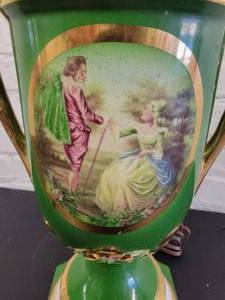 lot 72 image: Limoges Style Porcelain Table Lamp