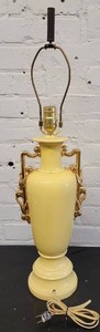 lot 50 image: Vintage Asian Influence Table Lamp