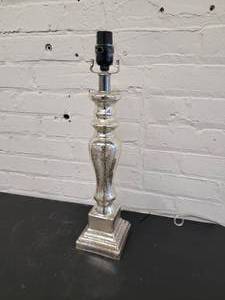 lot 84 image: Shimmering Mercury Glass Effect Table Lamp