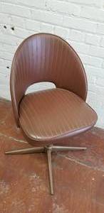 lot 101 image: Retro MCM Mocha Swivel Chair