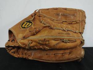 Wilson The A2000 XL Baseball Glove
