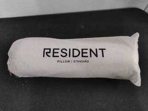 Resident Stand Pillow