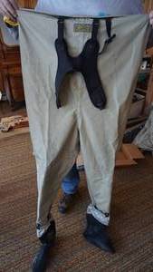 lot 35 image: Cabelas Stocking Foot Fishing Waders