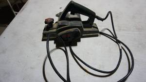 lot 107 image: Skil Power Tools--Professional Electric Model 1650--3 14 Planer