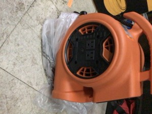 RIDGID 600 CFM Portable Blower Fan Air Mover with Daisy Chain